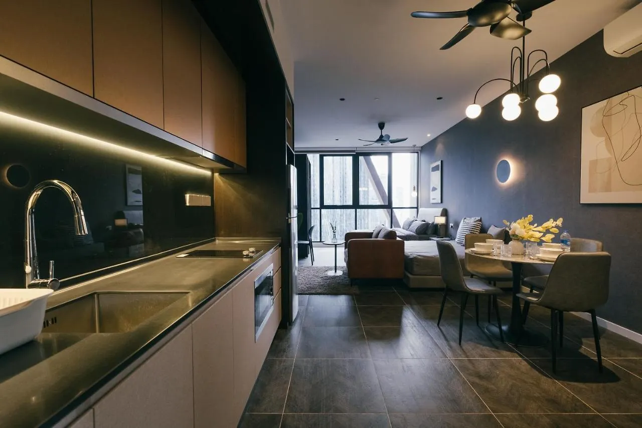 Scarletz Klcc Studio Suites 4 Pax Luxury Modern Style Wifi 100Mbps 吉隆坡 公寓