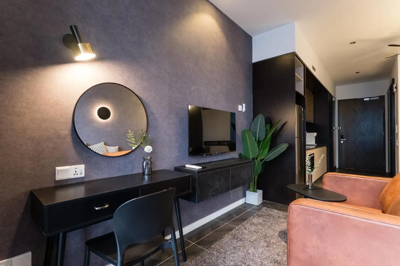 Scarletz Klcc Studio Suites 4 Pax Luxury Modern Style Wifi 100Mbps 吉隆坡 公寓
