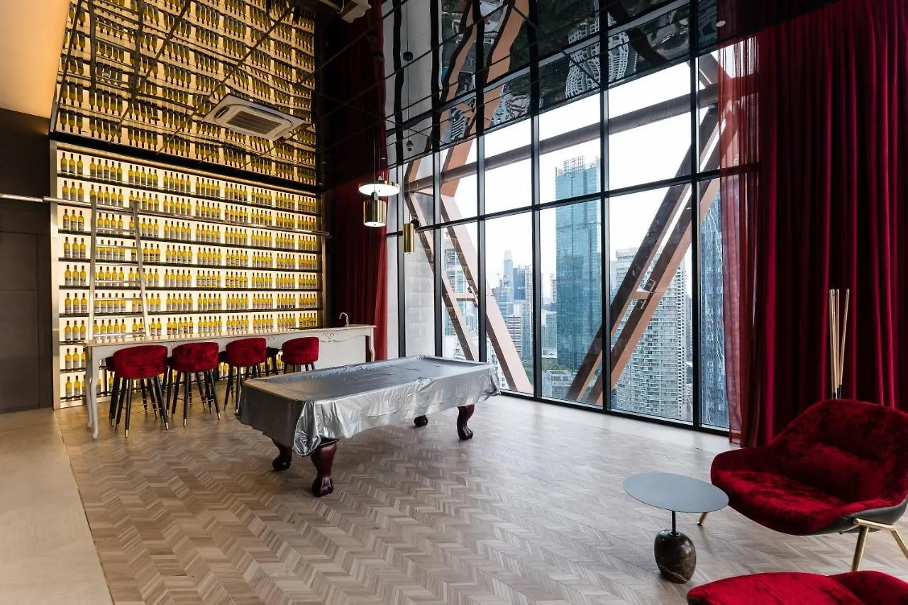 Scarletz Klcc Studio Suites 4 Pax Luxury Modern Style Wifi 100Mbps クアラルンプール 0*,  マレーシア