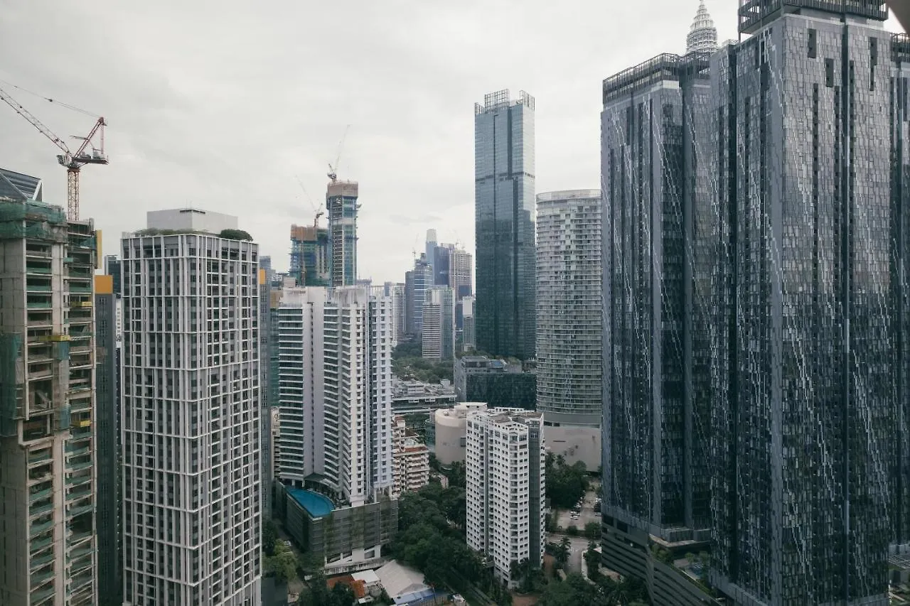 Scarletz Klcc Studio Suites 4 Pax Luxury Modern Style Wifi 100Mbps クアラルンプール