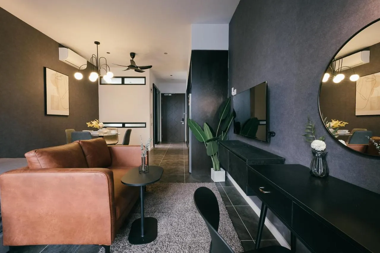 Scarletz Klcc Studio Suites 4 Pax Luxury Modern Style Wifi 100Mbps クアラルンプール 0*,  マレーシア
