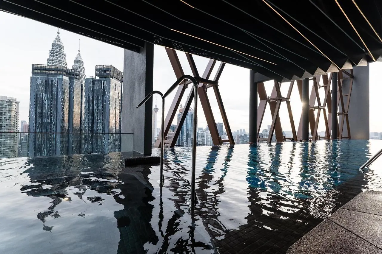 Scarletz Klcc Studio Suites 4 Pax Luxury Modern Style Wifi 100Mbps クアラルンプール マレーシア