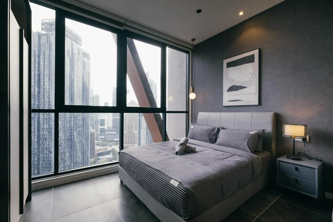 Scarletz Klcc Studio Suites 4 Pax Luxury Modern Style Wifi 100Mbps Kuala Lumpur Apartment